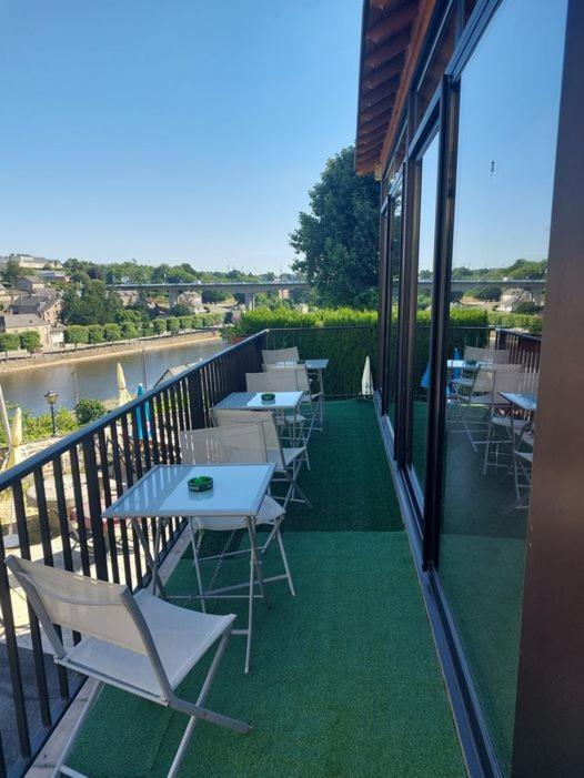 Hotel La Tour Des Mayenne