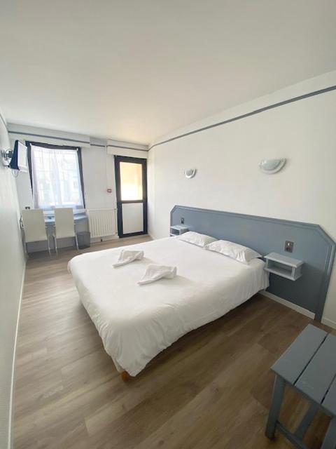Hotel La Tour Des