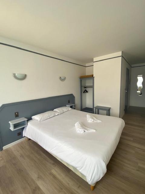 La Tour Des Hotel